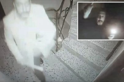 Zeytinburnu'nda komşusunun oğlu, emlakçının evinin kapısına mermi bıraktı