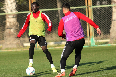 TFF 1. Lig'de 30. hafta heyecanı Bandırmaspor - Adanaspor maçıyla başlıyor