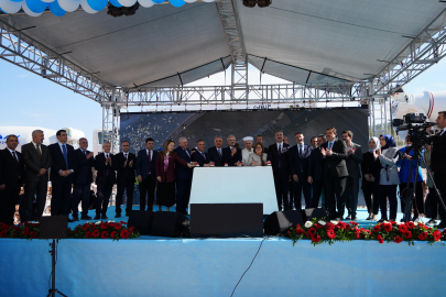 Ulaştırma ve Altyapı Bakanı Uraloğlu: "Gaziantep'in ulaşım altyapısına 23 yılda 124 milyar lira yatırım yaptık"