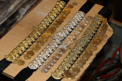 Sanatla harmanlanmış Antakya'da takılarının büyüsü