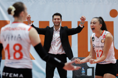 Ferhat Akbaş dönemi sona erdi! Eczacıbaşı Dynavit’te ayrılık kararı