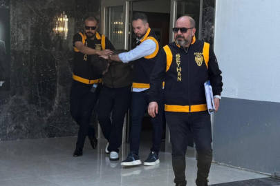 Adana’da silikon maske takıp saldırıya giden 2 şüpheli kovalamacada yakalandı