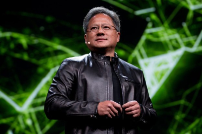 NVIDIA CEO'su Jensen Huang: Yapay zeka seçkin birkaç şirketin değil, herkesin olmalı