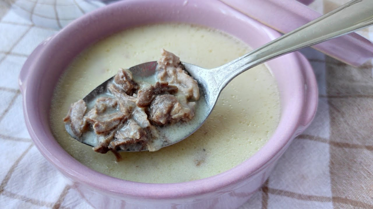 Sarımsaklı Kemik Suyu Çorbası Tarifi 