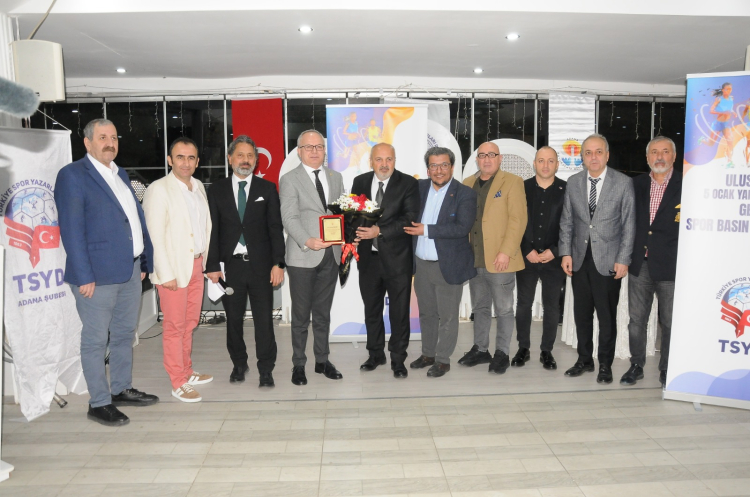 Uluslararası Yarı Maratonu Geleneksel Spor Basını Başarı ödülleri sahiplerini buldu 2