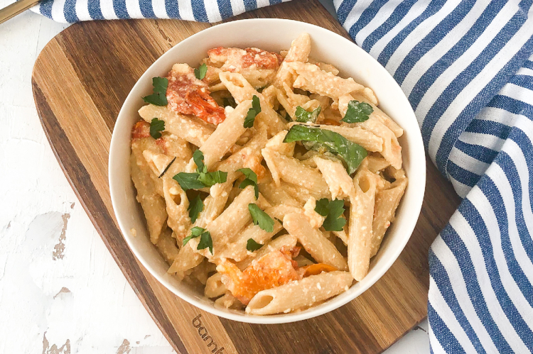  feta peynirli makarna