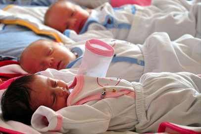 2025 doğum yardımı yasalaştı: Ailelere destek artıyor