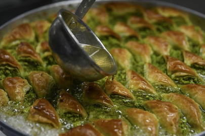 Bayramda sofraların baş tacı: Ev yapımı baklava tarifi