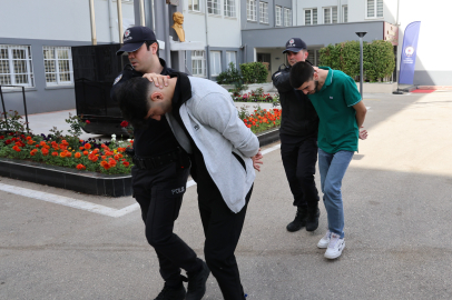 Adana'da ev sahibine sopalı saldırı: 6 şüpheli gözaltına alındı!