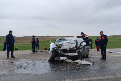 Haymana’da feci kazada 6 ölü, 3 yaralı:  Aralarında 9 aylık bebek ve 6 yaşındaki çocuk da var!