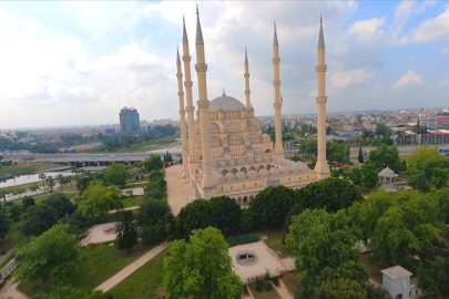 Adana'da 2025 Ramazan Bayramı Namazı Saat Kaçta Kılınacak?