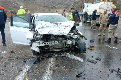 Ağrı'da feci kaza!