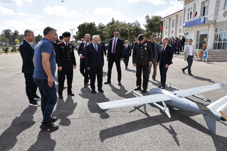 Adana Valisi Vali Köşger’den güvenlik güçlerine bayram ziyareti 5