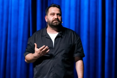 Gökhan Ünver’in Duru Tiyatro gösterileri iptal edildi: Emre Kınay açıklama yaptı!