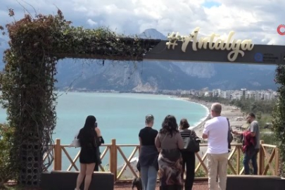 Antalya’da güneş açtı, sahiller doldu, yüzler güldü