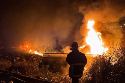 Osmaniye'de akaryakıt tankeri alev alev yandı
