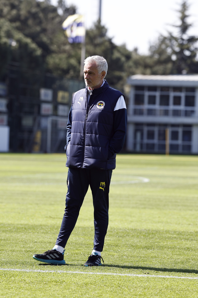 Fenerbahçe, Trabzonspor maçının hazırlıklarını sürdürdü 2