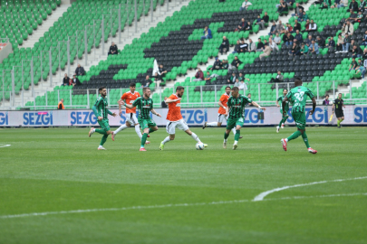 Adanaspor, deplasmanda Sakaryaspor’a 2-1 mağlup oldu