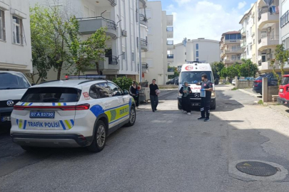  Antalya'da bisikletli çocuğa hafif ticari araç çarptı