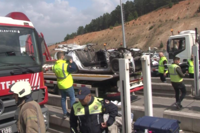 Kuzey Marmara Otoyolu'ndaki kazada hayatını kaybedenlerin cenazeleri morga kaldırıldı