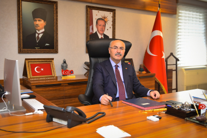 Adana Valisi Yavuz Selim Köşger, Türk Polis Teşkilatının 180. yılını kutladı