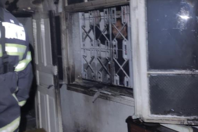 Mersin Tarsus'ta ev yangını