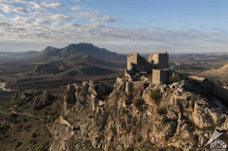 GOVARA'DAN YILAN KALESİ'NE: İSİM DEĞİŞİKLİĞİNİN HİKAYESİ