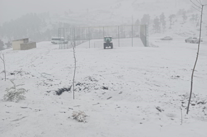 Adana'nın yükseklerinde bahar yerini kara bıraktı