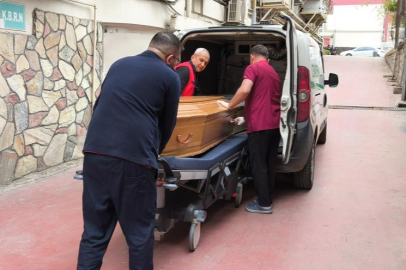  Denizli'de eski eşini ve erkek arkadaşını sokak ortasında bıçaklayan saldırgan yakalandı