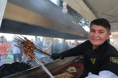 Kozan Ciğeri 13. Uluslararası Portakal Çiçeği Karnavalı'nda yoğun ilgi gördü