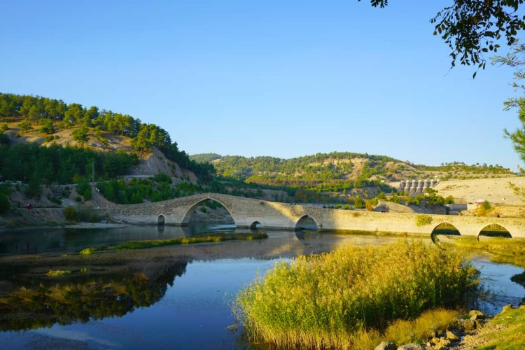 Taş Köprü/Ceyhan Köprüsü