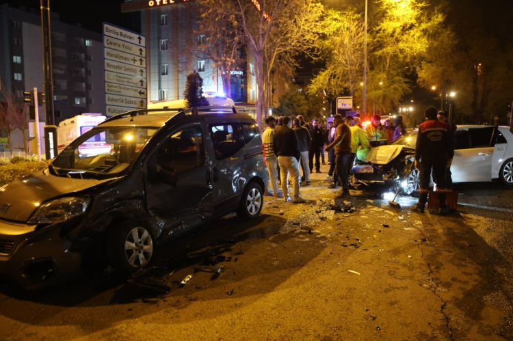 Nevşehir'de kaza yapan alkollü sürücüden ilginç savunma Ağzımıza iki damla bir şey koyduk, üfledin mi çıkacak 2