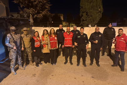 Kızılay'dan Adana'da görev başındaki polislere sıcak çorba ikramı