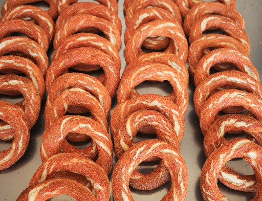 Sabah Kahvaltılarına Özel Yöresel Bir Lezzet: Osmaniye Simidi