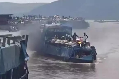 Kongo Nehri'nde facia