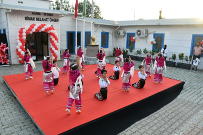 Mimar Melahat Öngen Anaokulu'nda sevimli minikler 23 Nisan'ı coşkuyla kutladı