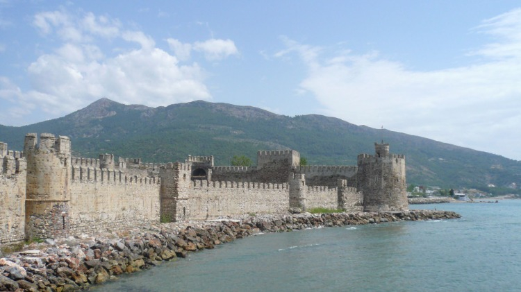 Anamur Mamure Kalesi
