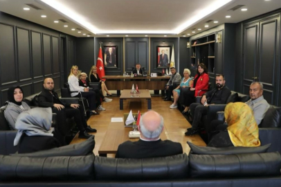 HAYKONFED Heyeti, AK Parti Adana İl Başkanı Tamer Dağlı’ya hayvan haklarıyla ilgili sorun ve çözüm önerilerini iletti