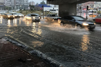 Adana’da gök gürültülü yağış!