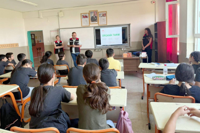 Adana’da ilkokul ve ortaokul öğrencilerine organik tarım anlatıldı