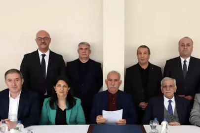 PKK'nın fesih kararının ardından ilk İmralı ziyareti gerçekleşti: Gözler Öcalan görüşmesinde!