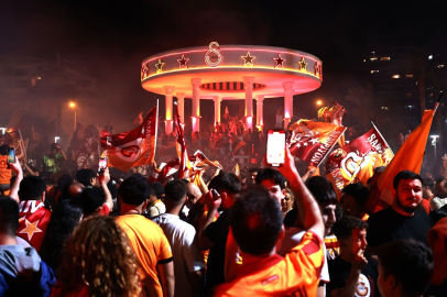 Galatasaray’ın Şampiyonluğu Adana ve Çevresinde Coşkuyla Kutlandı, Olaylar da Yaşandı