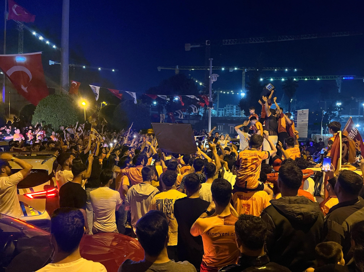 Hatay’da Galatasaray’ın 25. şampiyonluğu coşkuyla kutlandı 2