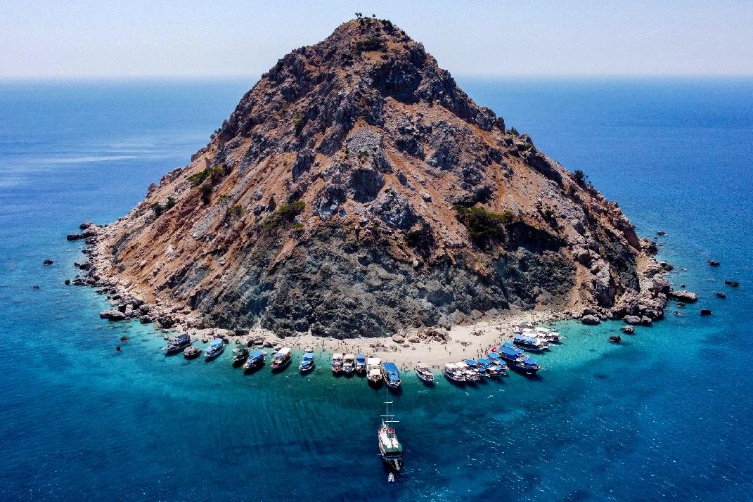 Türkiye'nin Maldivleri Suluada’ya yolculuk başlasın!