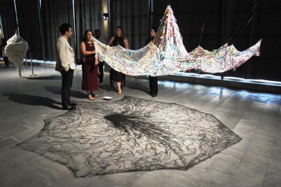 Adana’da “Ben, Biz ve Mekân Arasında” karma sanat sergisi açıldı