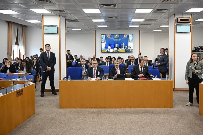 Cumhurbaşkanına TSK'dan ihraç yetkisi maddesi tekliften çıkarıldı 