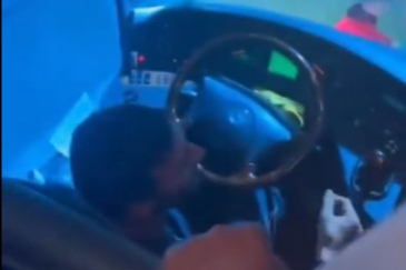 Adana Otogarı’nda akılalmaz olay: Direksiyona yolcu geçti!