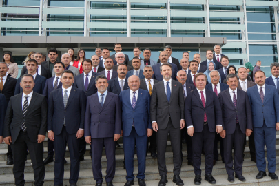 Bakan Bayraktar: Erzincan, enerji çalışmalarımızın merkezinde yer alıyor