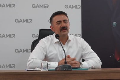 Tunceli Valisi Tekbıyıkoğlu’na valilik personelinden veda klibi