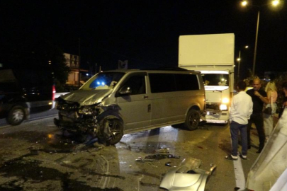 Antalya D-400'de zincirleme kaza